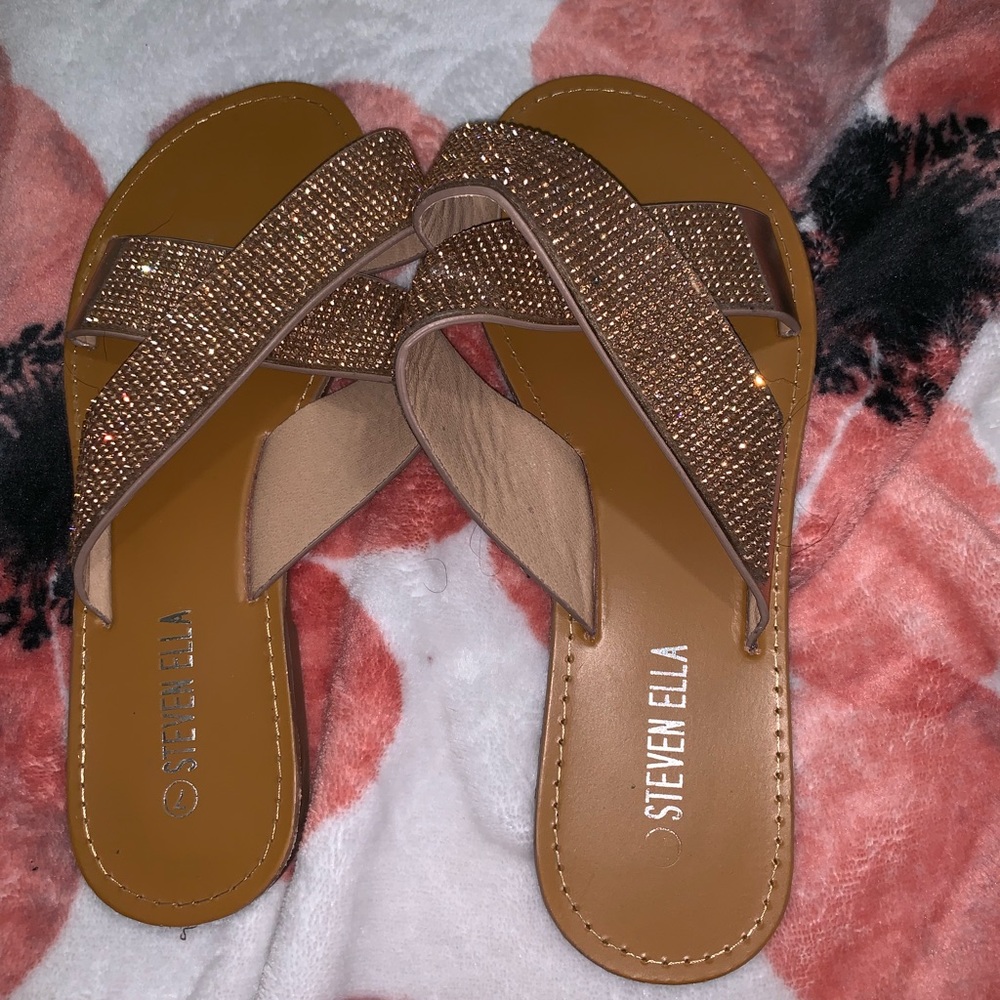 Glittery cute sandals in pink